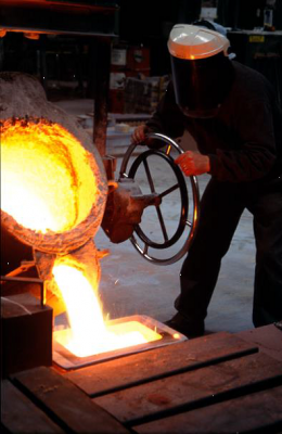 foundry-pouring